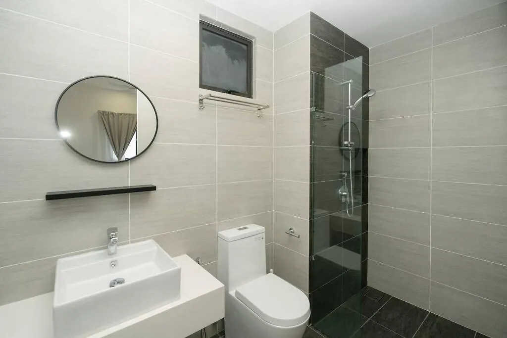 Appartamento Cozy Skyline Retreat At Trion Kl, Level 63 Kuala Lumpur