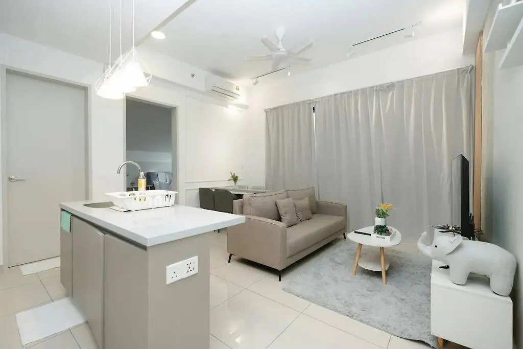 Appartamento Cozy Skyline Retreat At Trion Kl, Level 63 Kuala Lumpur Malesia