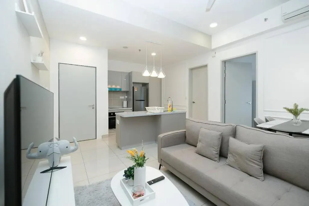 Appartamento Cozy Skyline Retreat At Trion Kl, Level 63 Kuala Lumpur